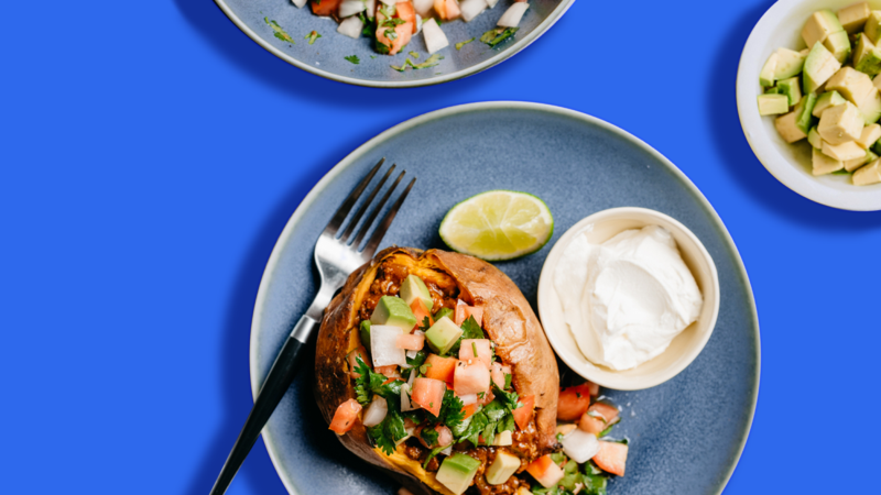 サツマイモの詰め物: 簡単な夕食のための 12 のレシピ